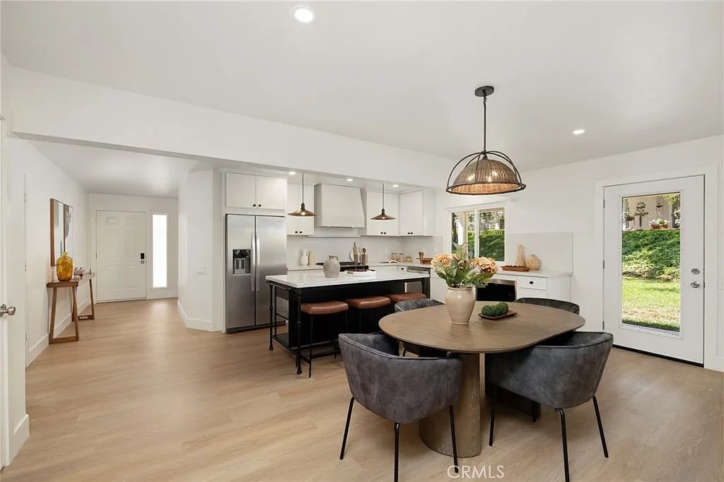 28225 Zurburan, Mission Viejo, CA 92692