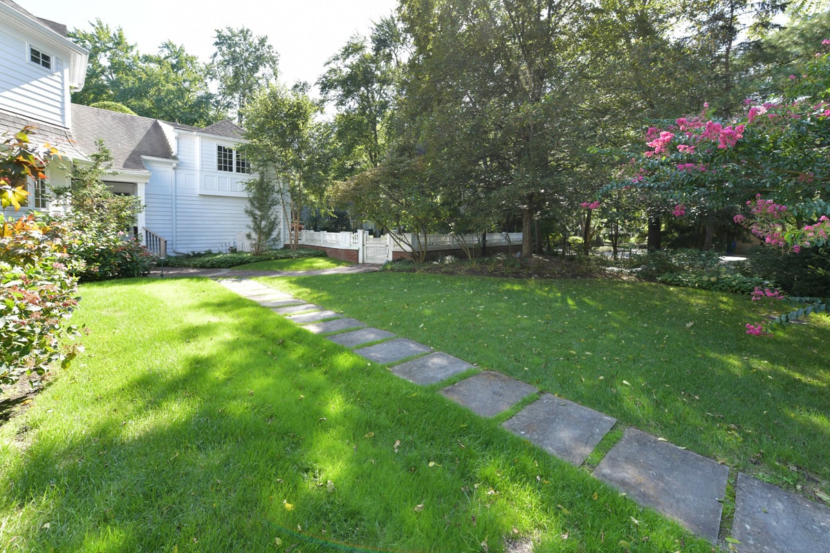 18 Powderhorn Rd