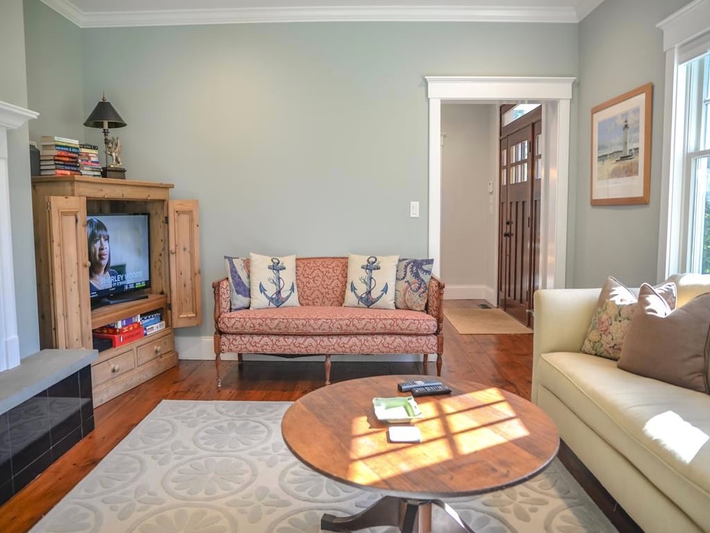 27 Bettencourt Way