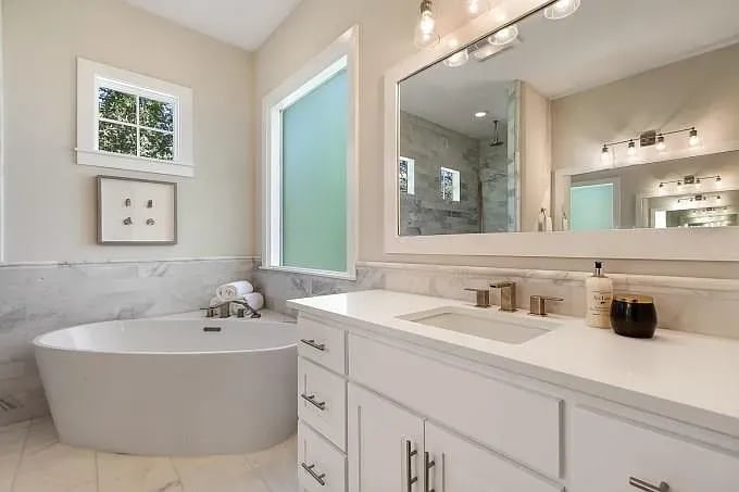 4711 Laguna