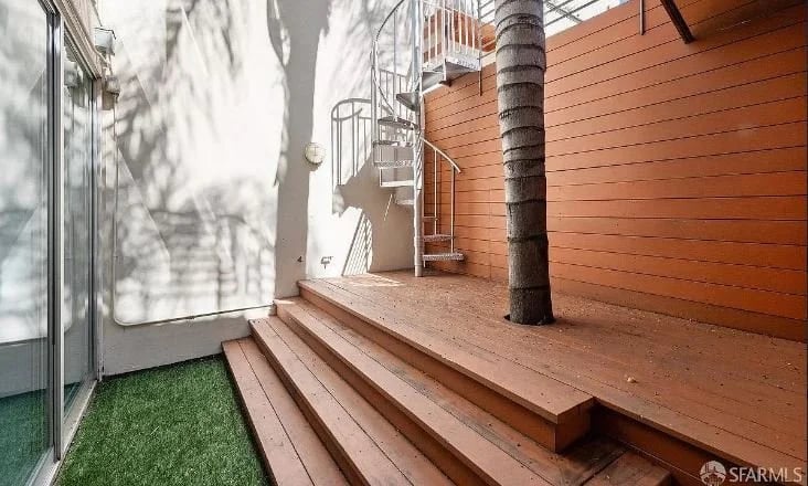 712 Bryant Street Lofts