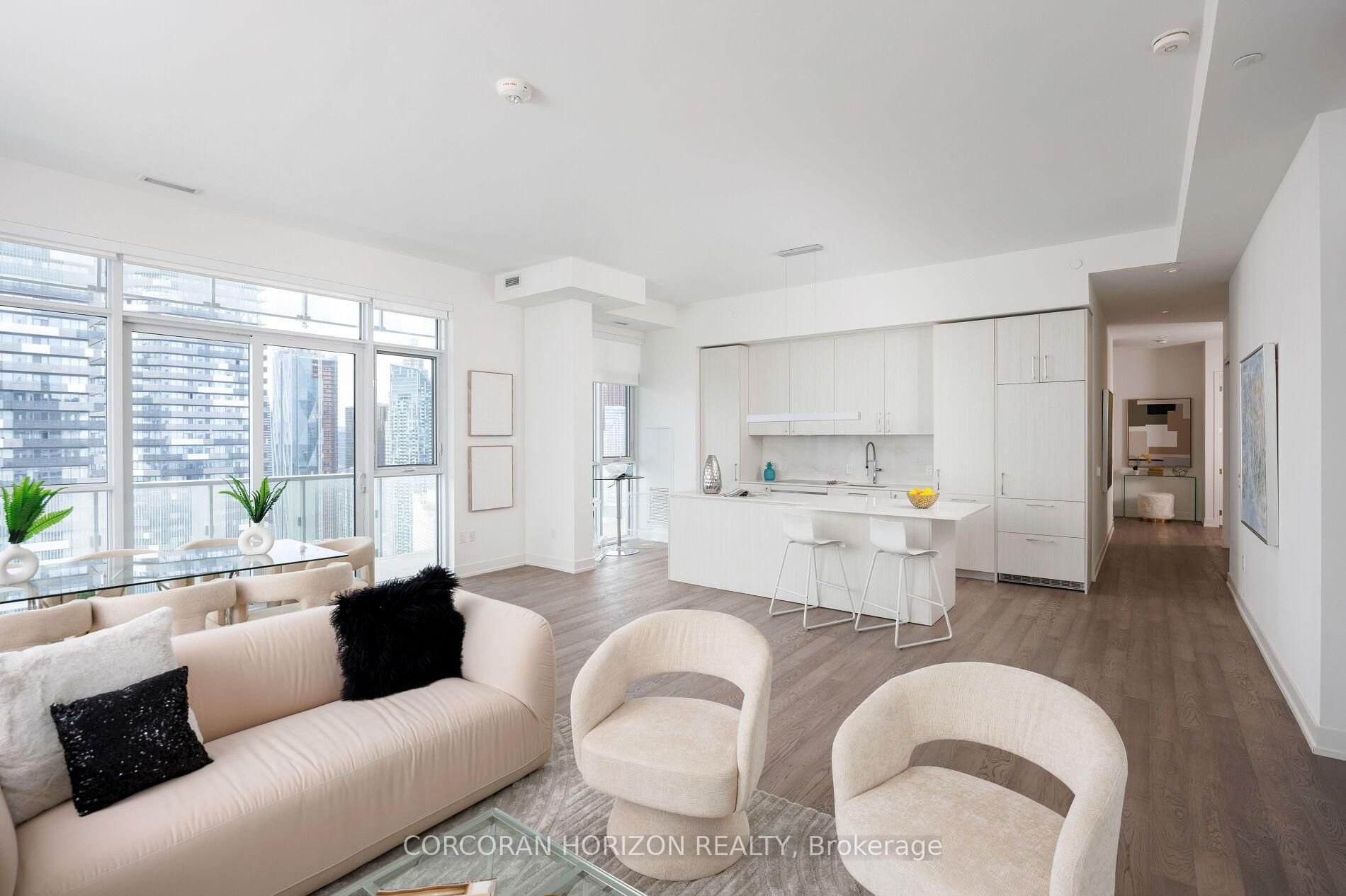 SUGARBEACH PENTHOUSE LIVING