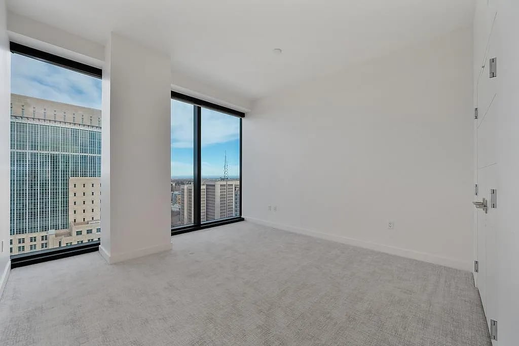 500 J St #1701