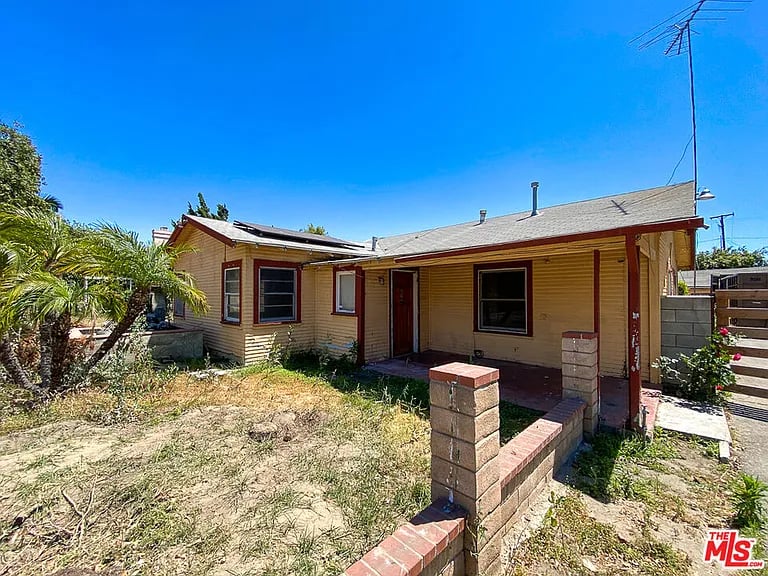 11702 Lower Azusa Rd