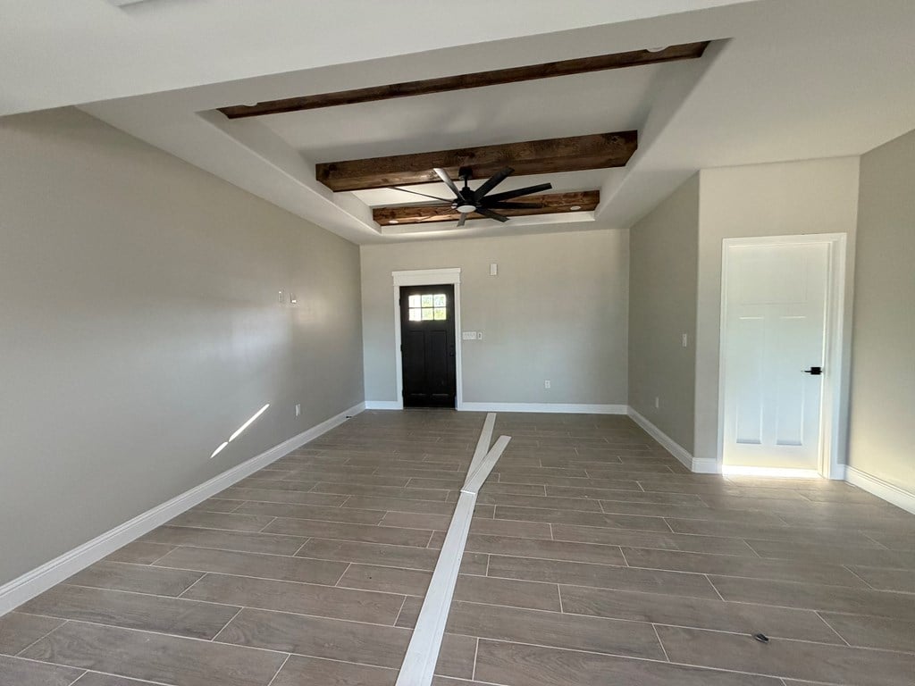 3204 Calle Teresa