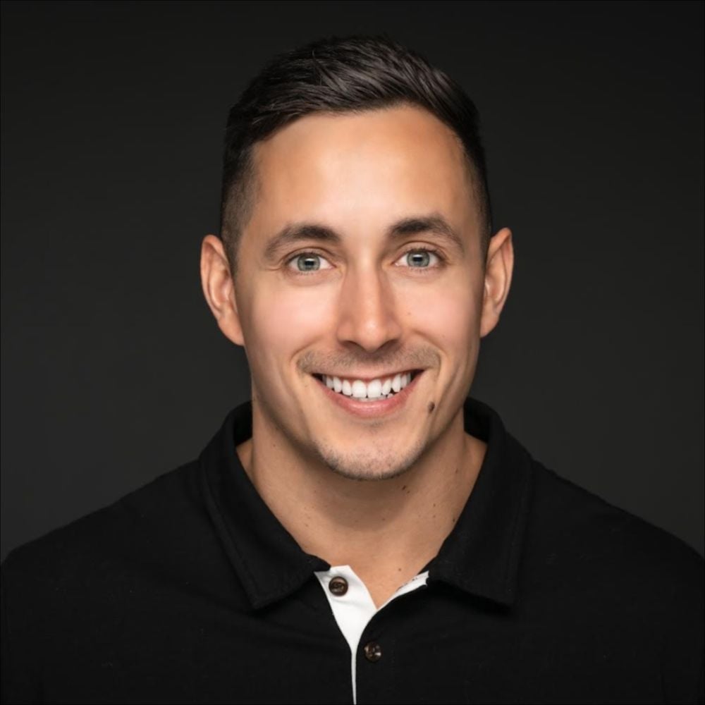 Mario Trevino Fresno CA, Real Estate Agent Headshot
