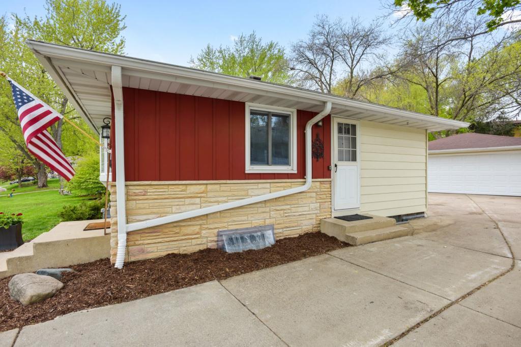 1604 Kilmer Ave