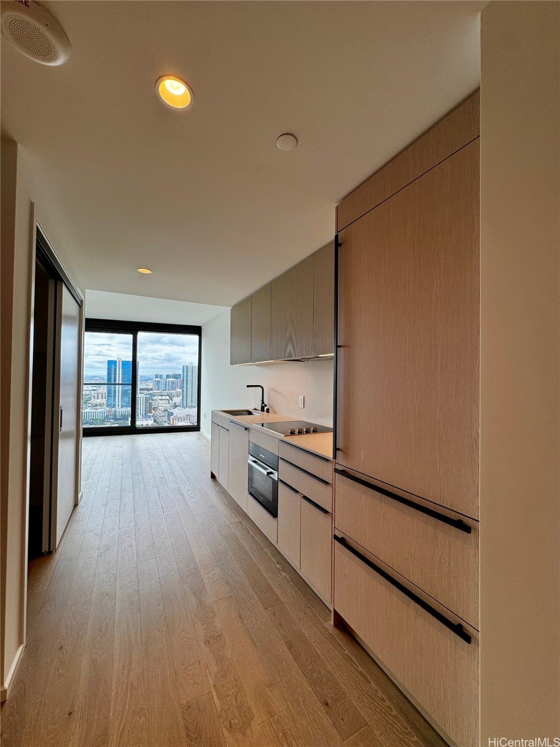 333 Ward Avenue #2913