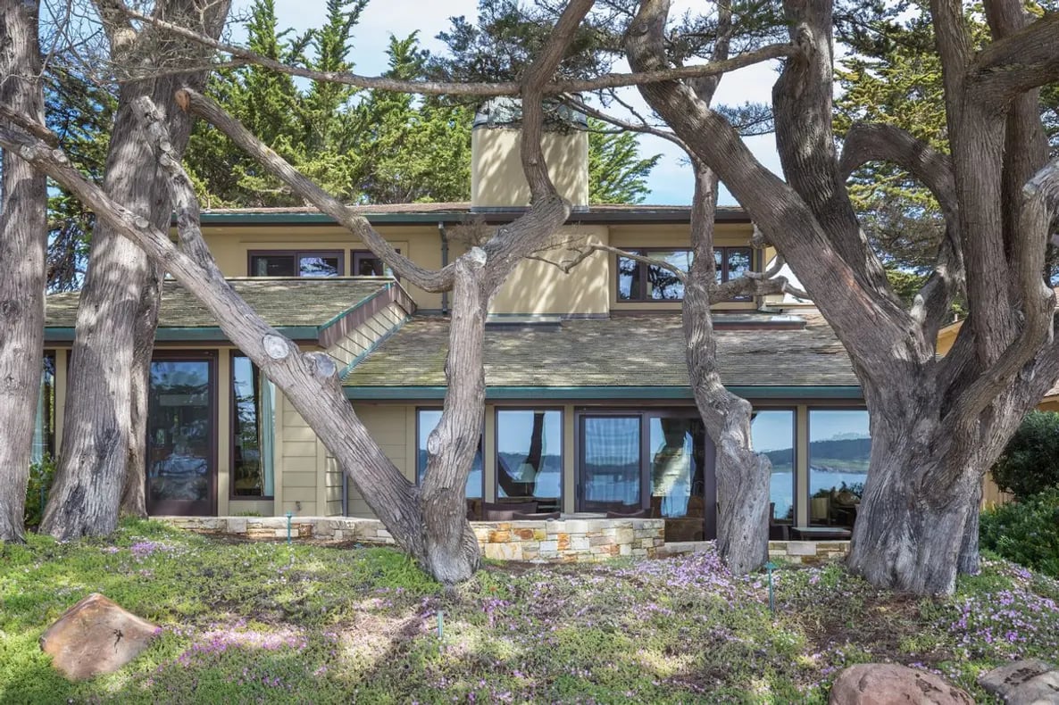 Point House