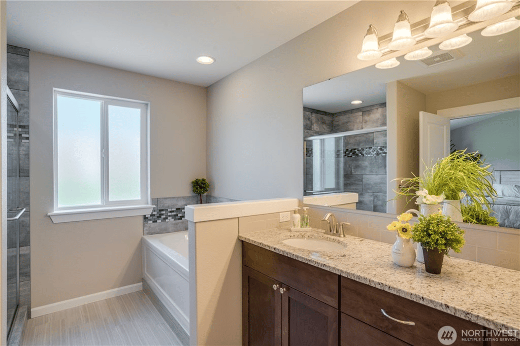 36 Manzanita Dr