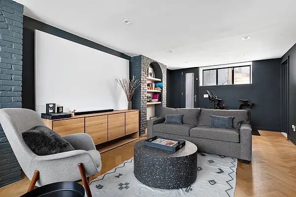 321 Manhattan Avenue #1