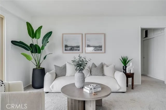 40 Lagunita Drive