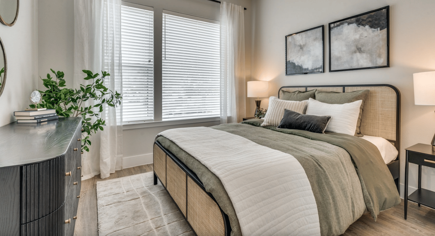 Ask About Up to 8 WEEKS FREE Base Rent* 2024 Property of the Year Winner and 2025 Finalist!