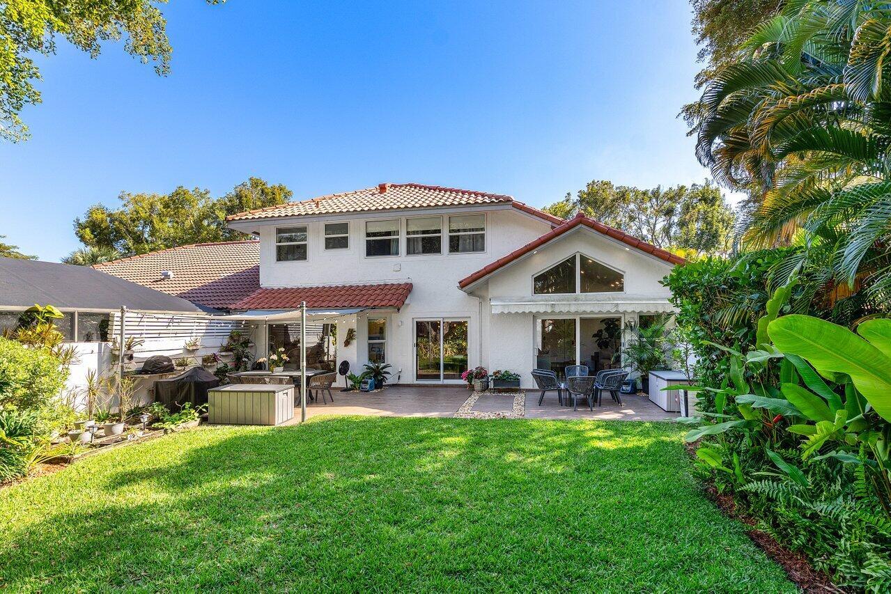 6670 NW 27th Ave