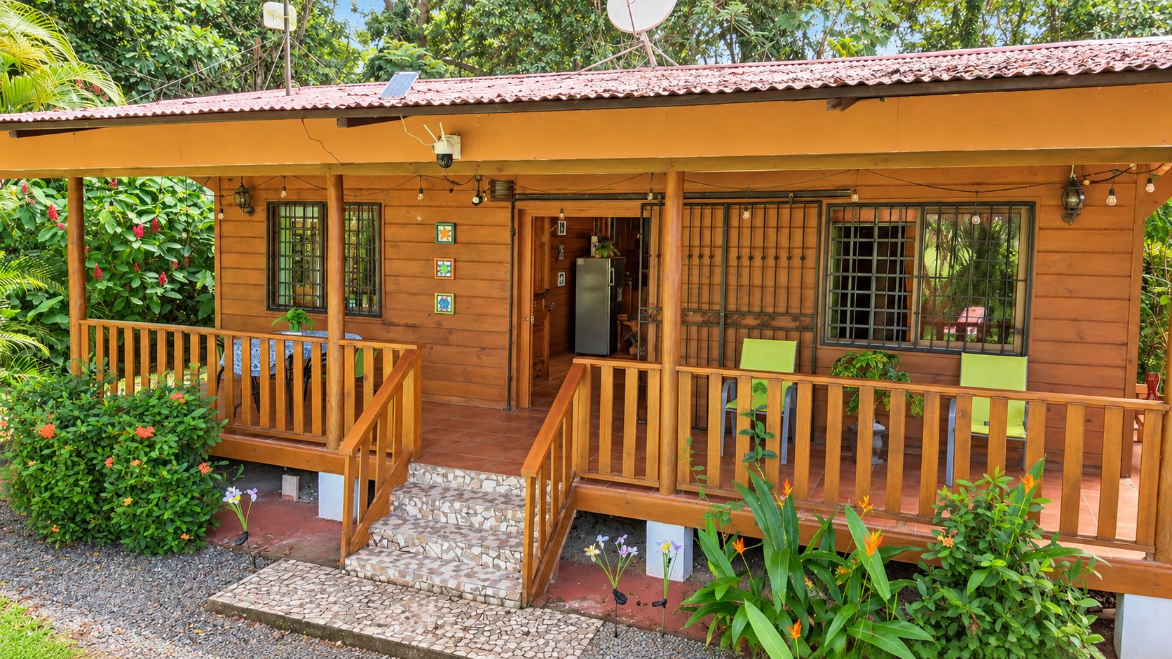 Riverside Cabin in Uvita | 0.98-Acre Estate with Room to Expand