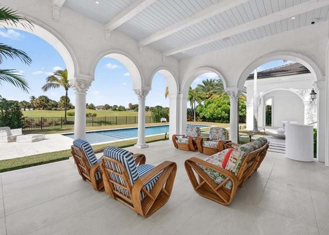 4013 Country Club Ln