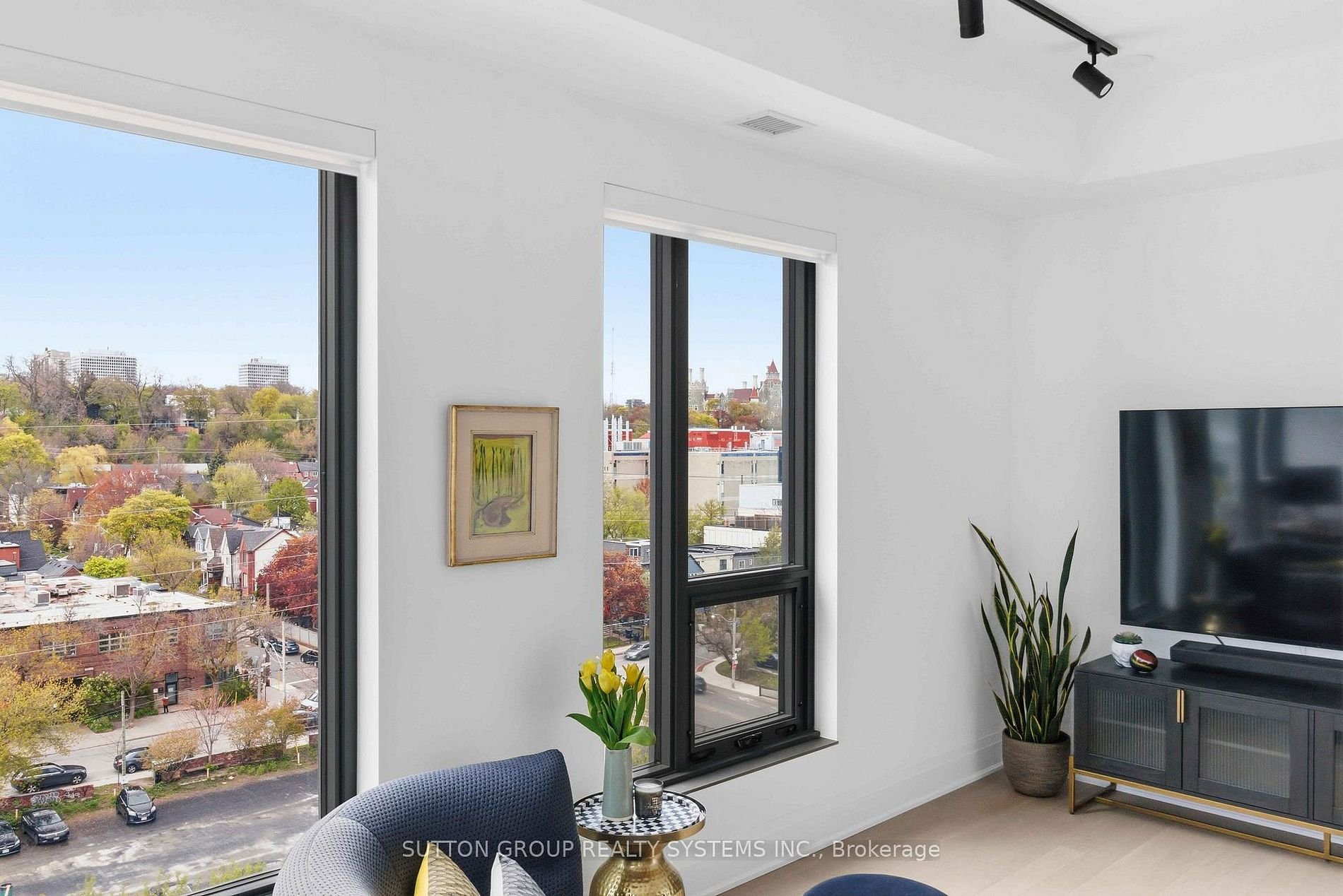 BIANCA CONDOS GRAND PENTHOUSE 