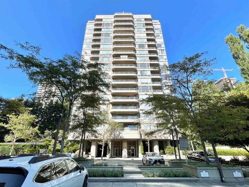 9633 Manchester Dr, #1701