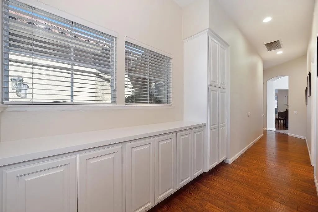 4622 Nassau Ct