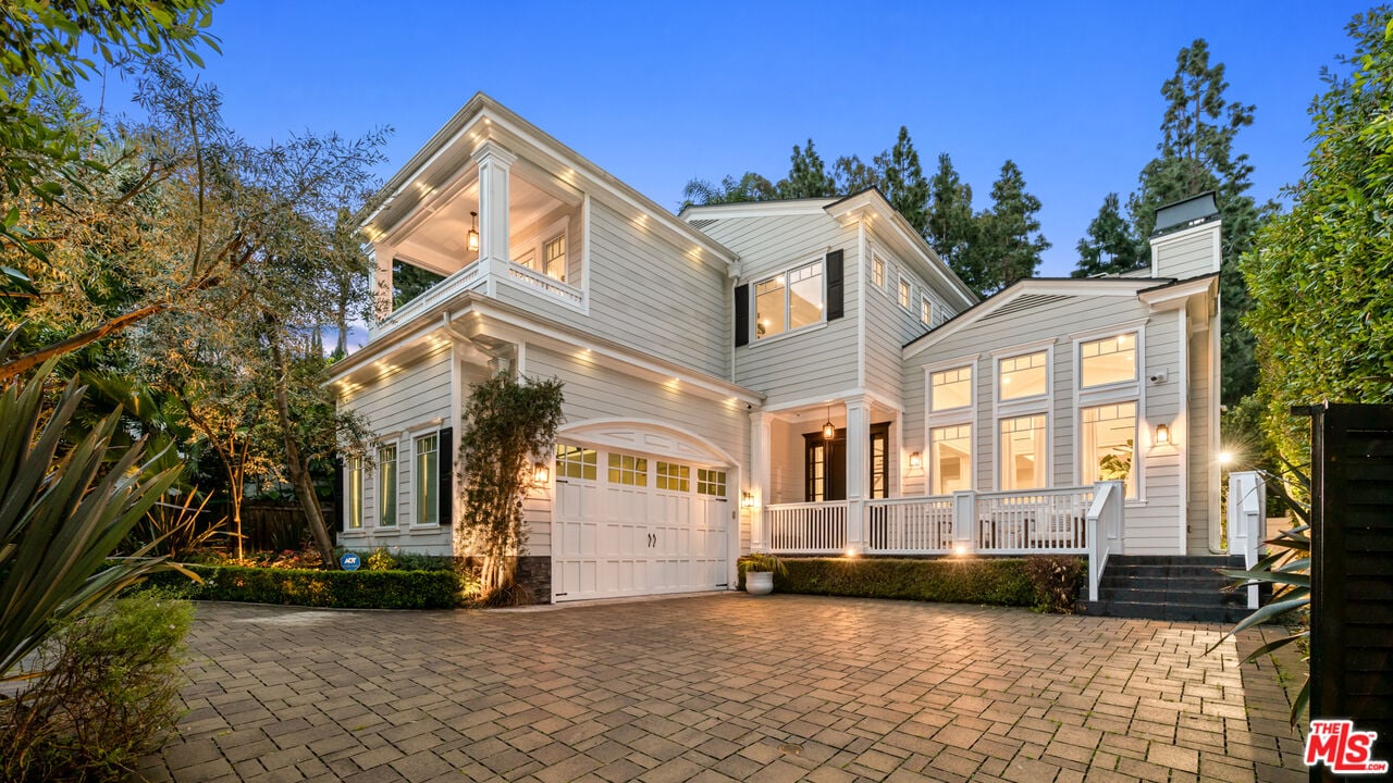 Luminor Heights, Laurel Canyon Blvd, 90046