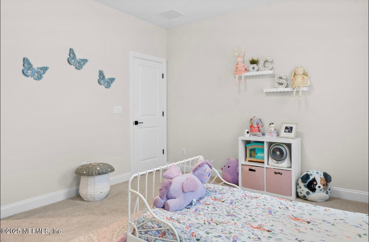 462 HILLENDALE Circle, St. Johns