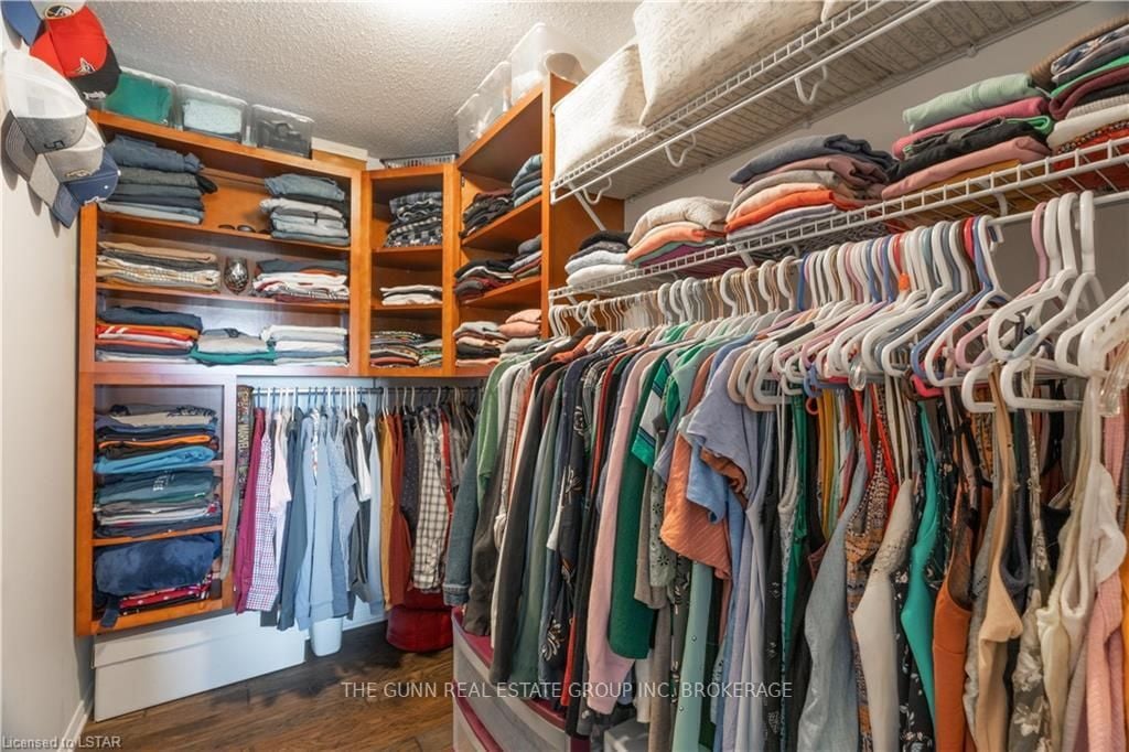 45 Pond Mills Rd 806