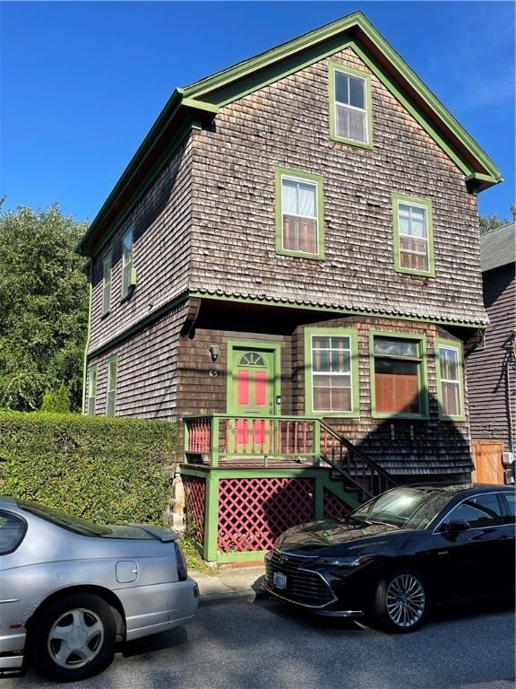 65 Kingston Ave