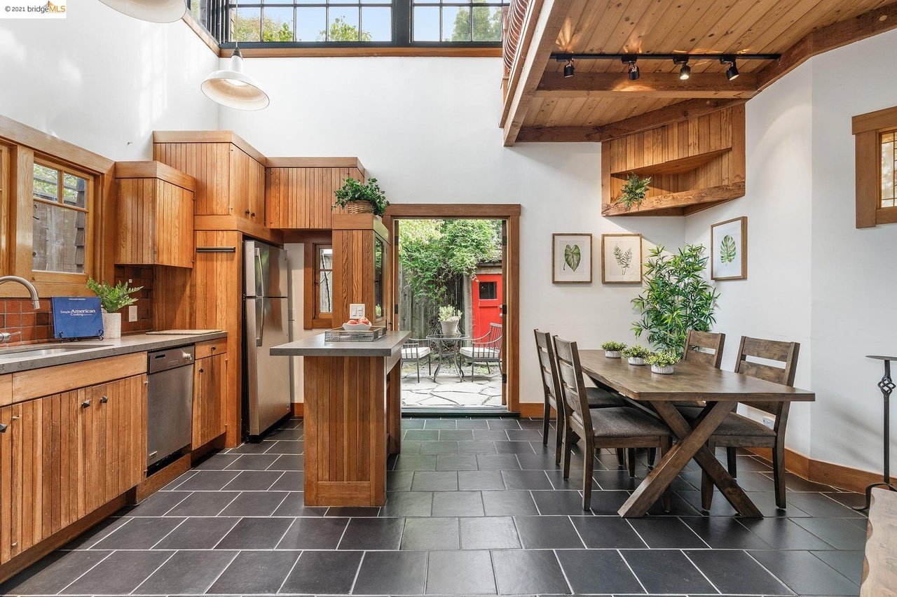 2016 Delaware St, #A