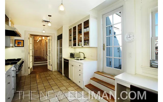 171 W 71st St #12C