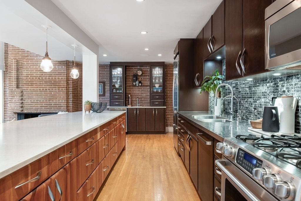 3708 Edgemont Blvd