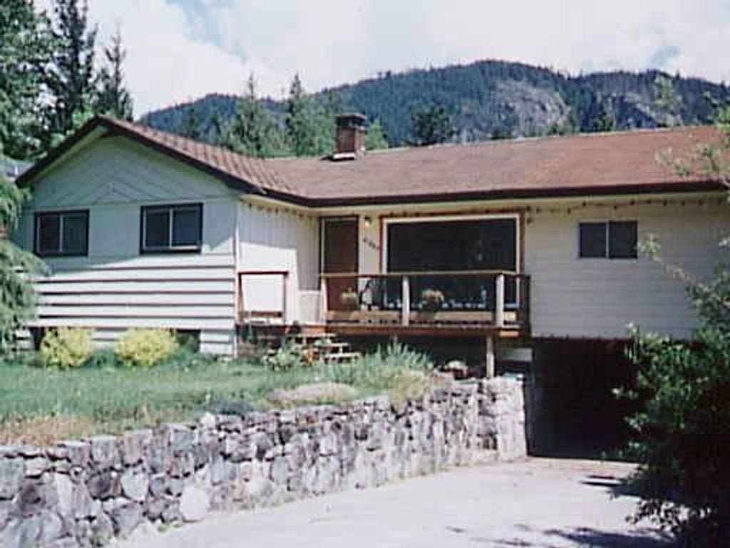 1884 Hope Rd