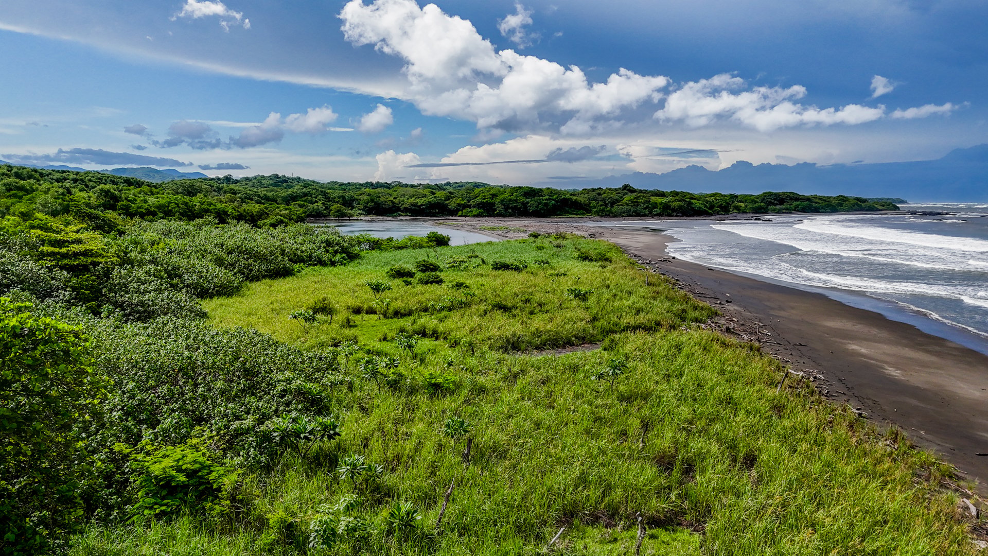 Irreplaceable Titled Beachfront Parcel with 35 Water Letters | 27,040 m² of Prime Coastal Real Estate!