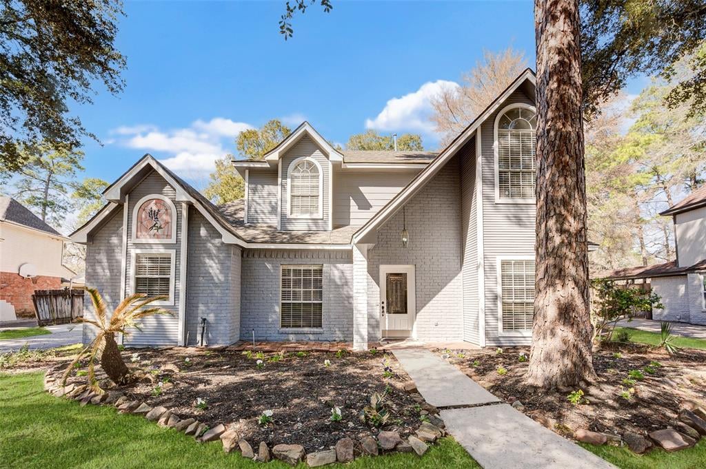 3315 Laurel Crest Dr