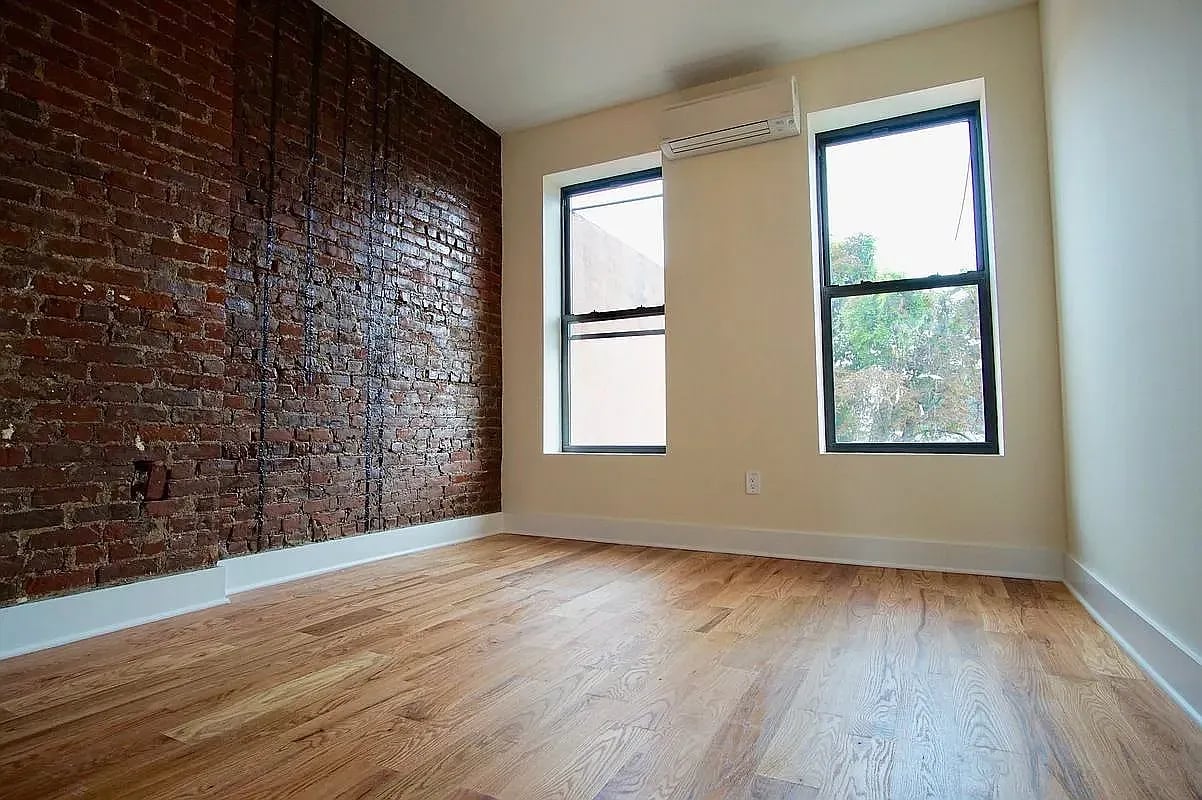 1273 Rogers Avenue #3