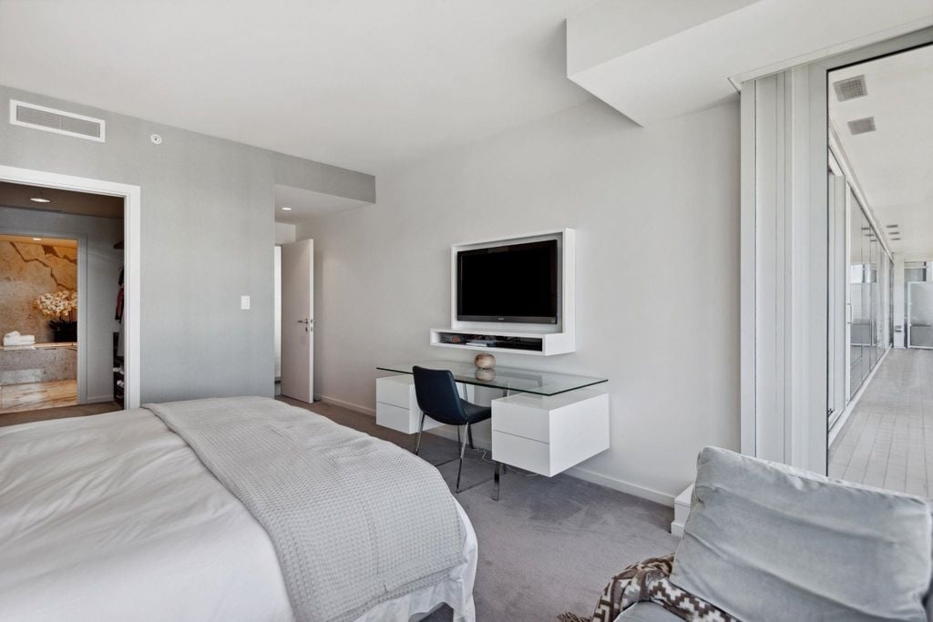 1011 W Cordova St, #3606