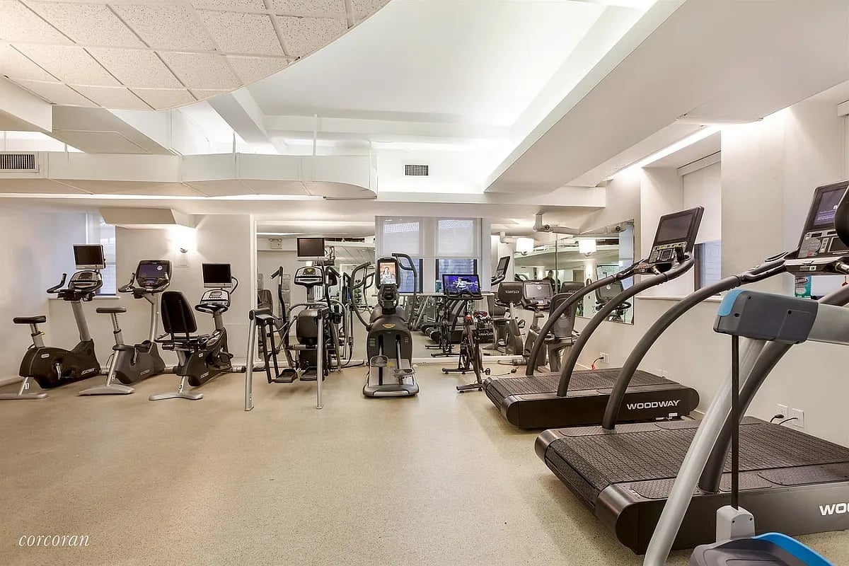 885 Park Ave, #12A