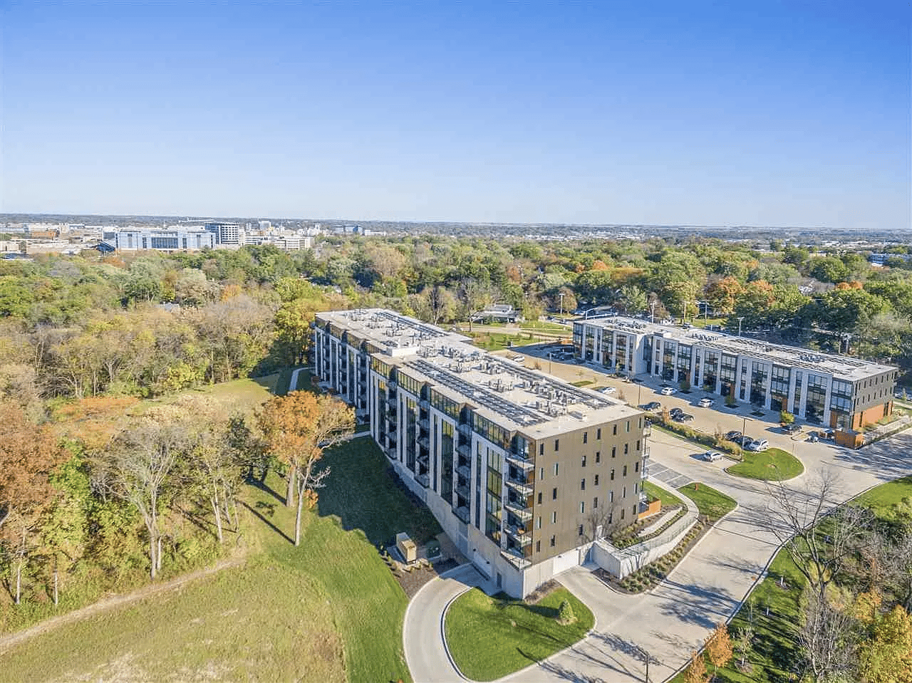 1 University Way #416