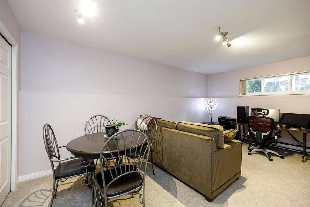 215 E Keith Rd, #2
