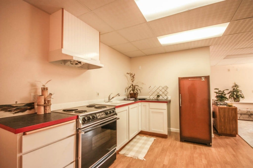 325 W Entiat Dr