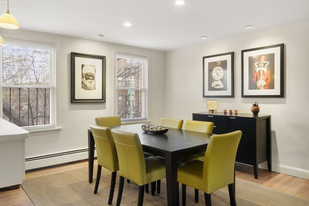 157 W Brookline St #4