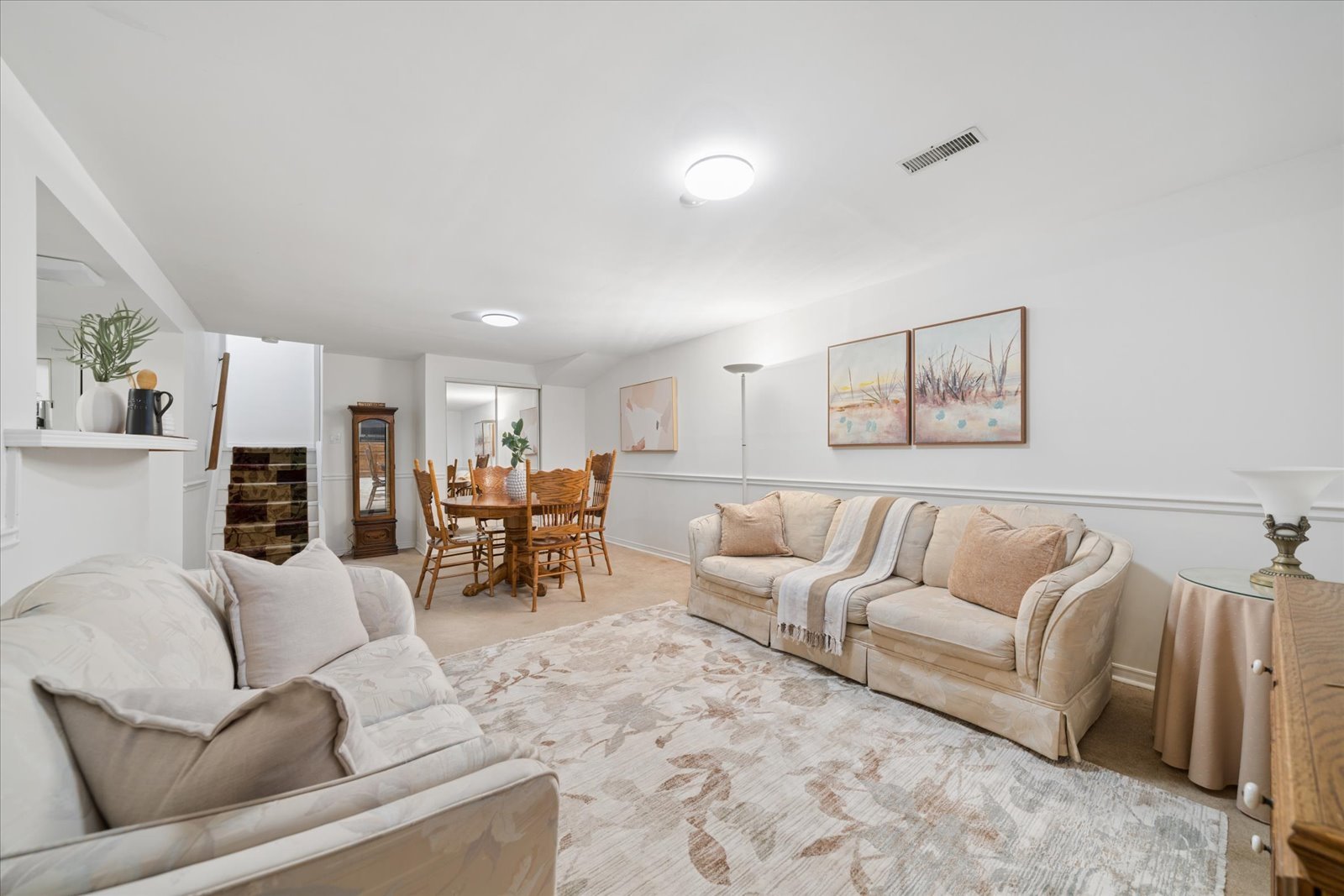 2 Valleycrest Ave