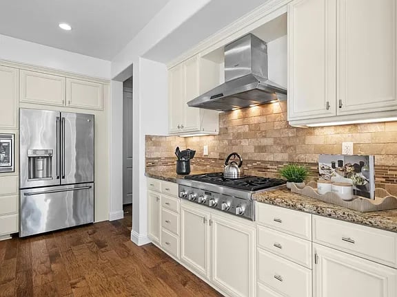 4063 Cadwallader Ave