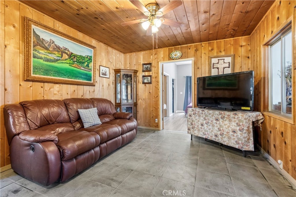 45500 Lewis Valley Rd