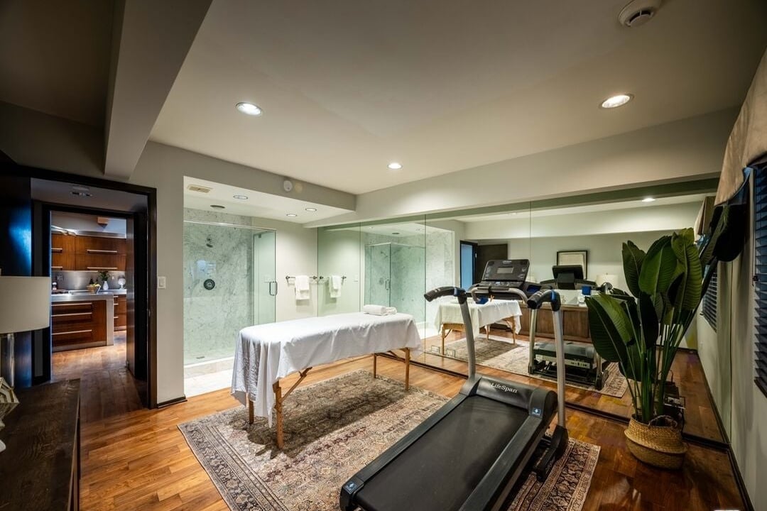 Orion Crest, Devlin Dr, 90069