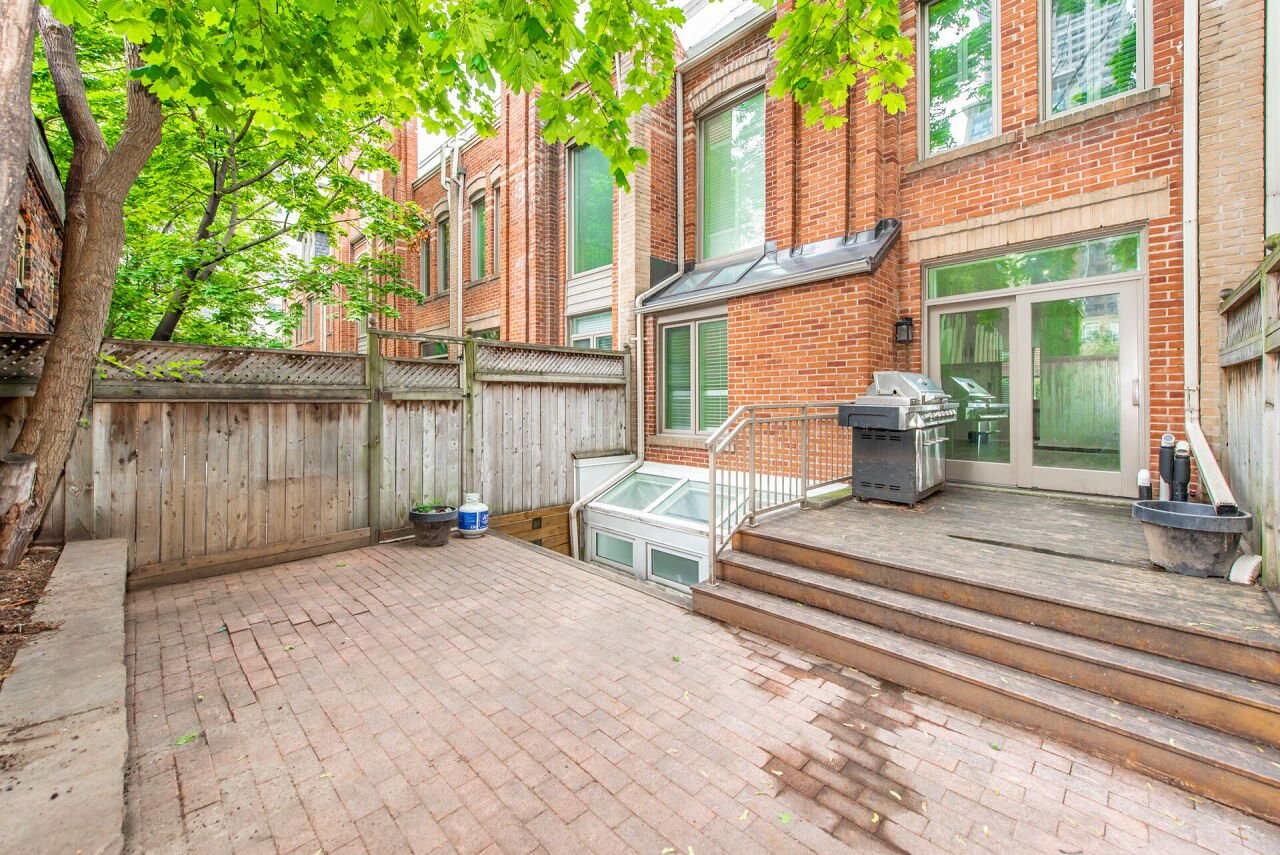 38 Earl Street, Toronto C08 Unit: Th11