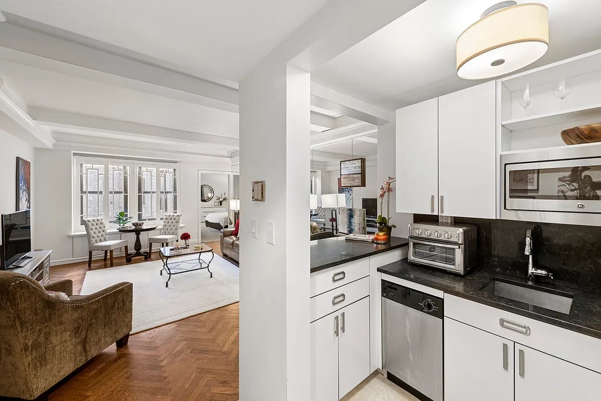 160 Central Park S #1151