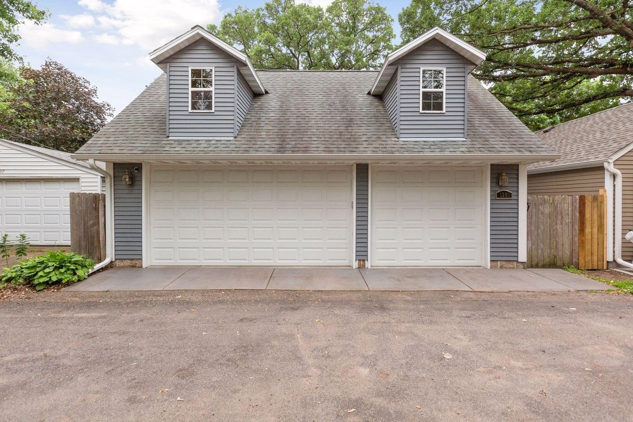 1301 Portland Ave