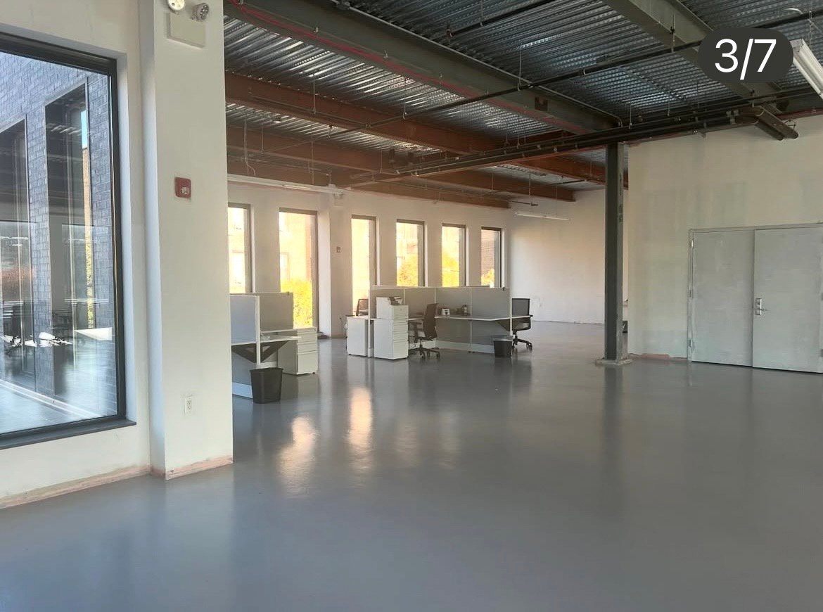 Modern Office in Long Island City