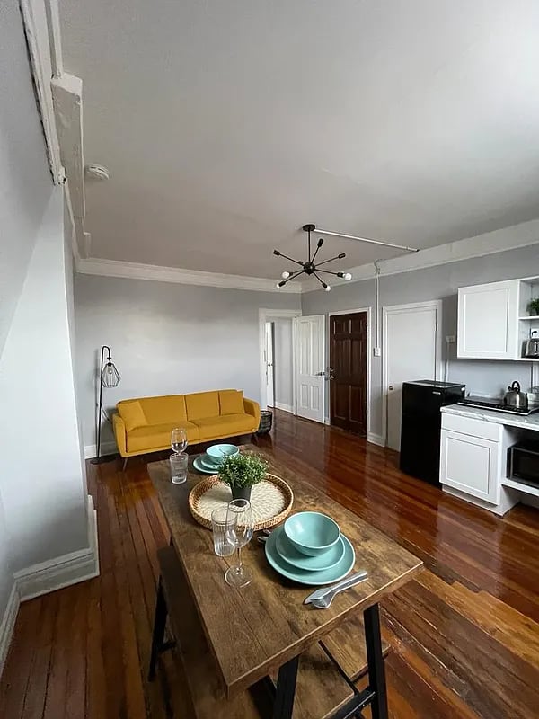 74 Cornelia Street #S3