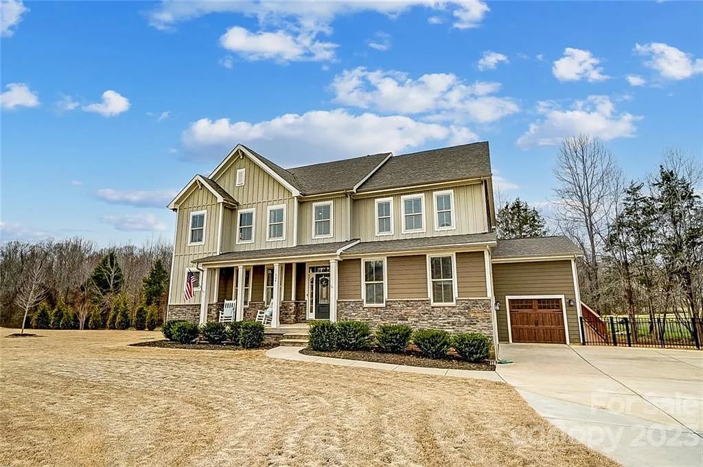 164 Turtleback Dr